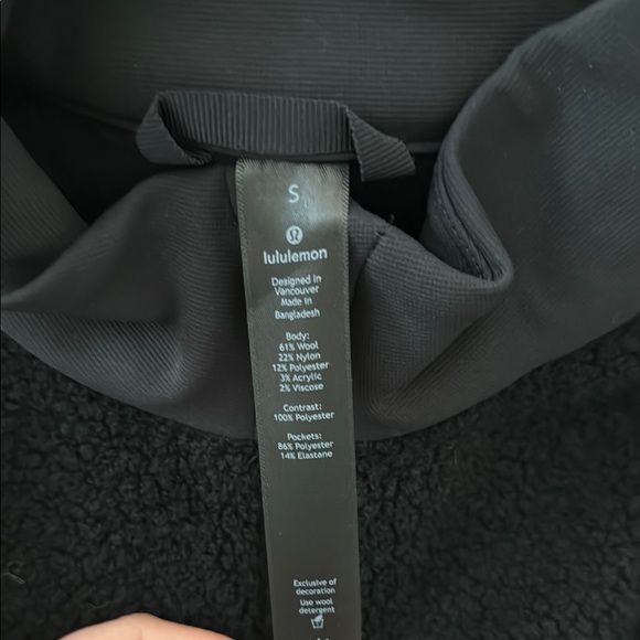 Lululemon - Men’s S - Tundra Trek 1/2 Zip Fleece Pullover - Picture 2 of 5